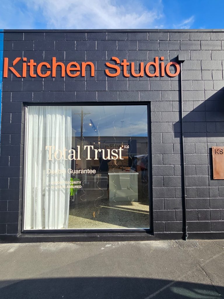 New Territories, New Energy